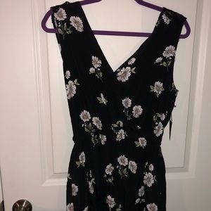 F21 daisy print floral ruffled romper